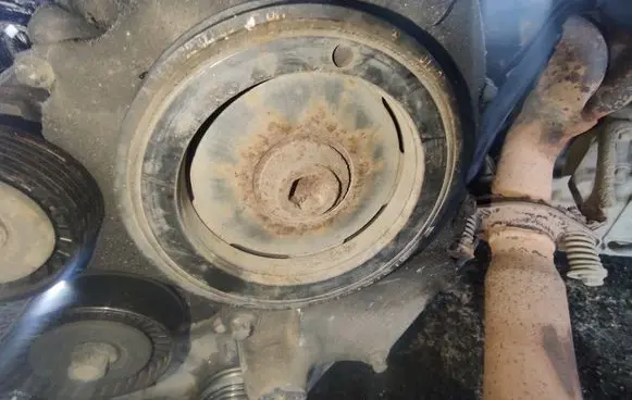 Mercedes-Benz A W168 Crankshaft pulley