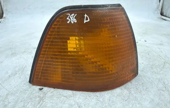 BMW 3 E36 Front indicator light 1387044
