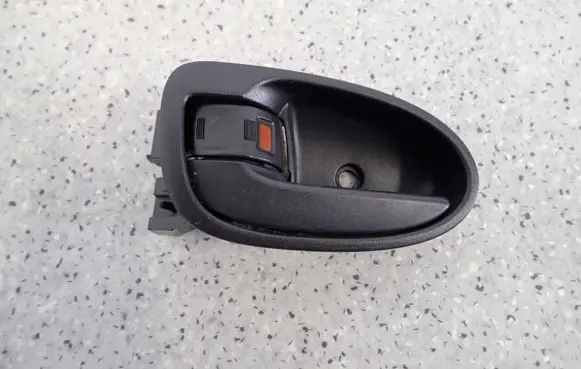 Toyota Yaris Front door interior handle 