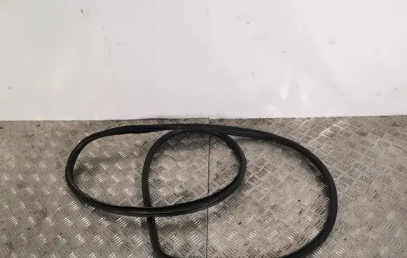 Jeep Grand Cherokee Front door rubber seal