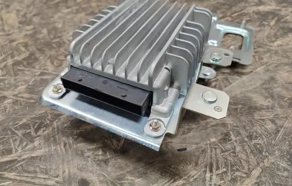 Maserati Quattroporte Sound amplifier 447009 190939