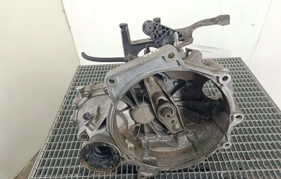 Volkswagen Polo IV 9N3 Manual 5 speed gearbox JHG