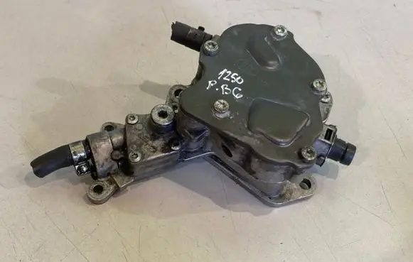 Volkswagen PASSAT B6 Fuel injection high pressure pump 038145209H 060317E