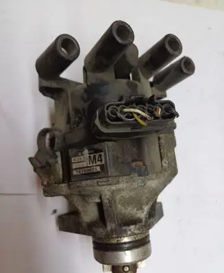 Mazda 323 F Spark distributor T2T60671 B3S7