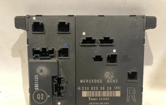 Mercedes-Benz SL R230 Door control unit/module 2308203626 A2308203626