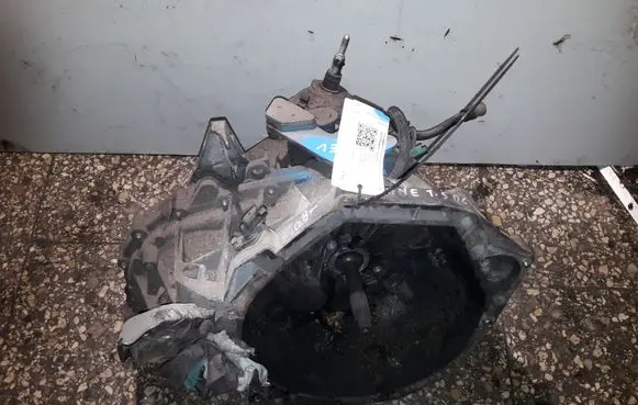 Renault Megane II Manual 6 speed gearbox TL4
