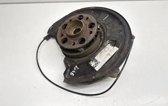 Mercedes-Benz C W204 Rear wheel hub 