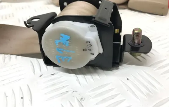 Honda Accord Middle seatbelt (rear) NSB053GK58