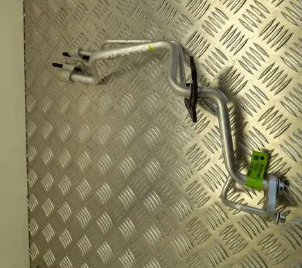 Jeep Grand Cherokee Air conditioning (A/C) pipe/hose 68105596AB
