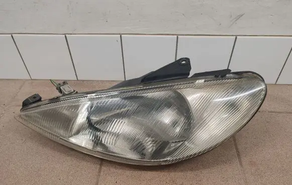 Peugeot 206 Headlight/headlamp 89001963 6204S7