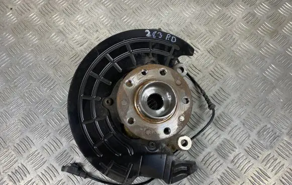Jeep Renegade Front wheel hub