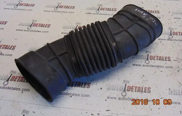 Honda HR-V Air intake hose/pipe