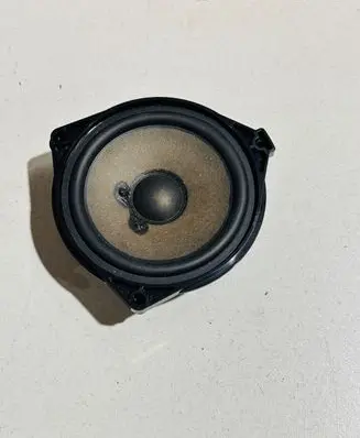 Mercedes-Benz GLE (W166 - C292) Panel speaker A1668202302