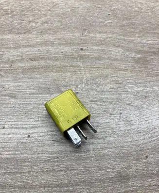 Opel Meriva B Other relay 24433728