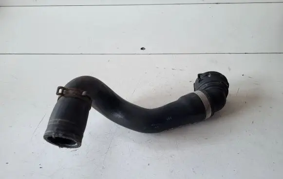 Opel Insignia B Engine coolant pipe/hose