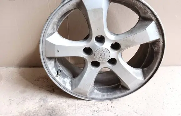 KIA Sportage R17 alloy rim 529101F450