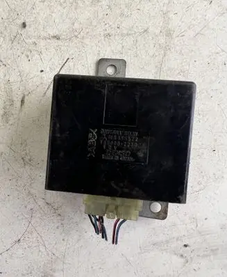 Mitsubishi Montero Antenna control unit MR495622 1650002230