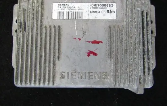 Renault Megane I Engine control unit/module hom7700868312 7700106685