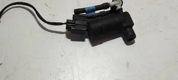 Volvo V70 Headlight washer pump 