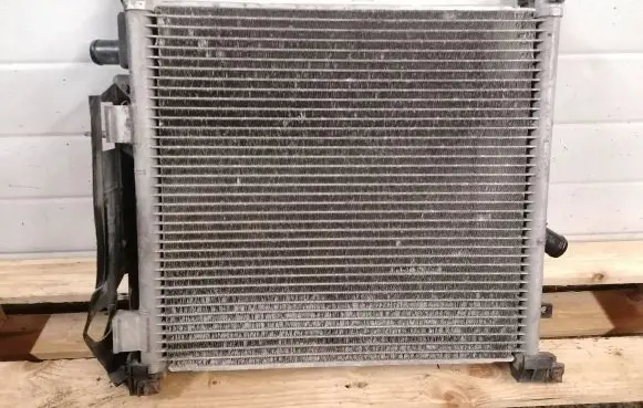 Ford Ka Radiator set 9821A04 1S5H8R054-BA