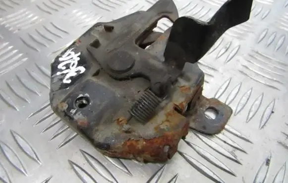 Hyundai Trajet Engine bonnet/hood lock/catch