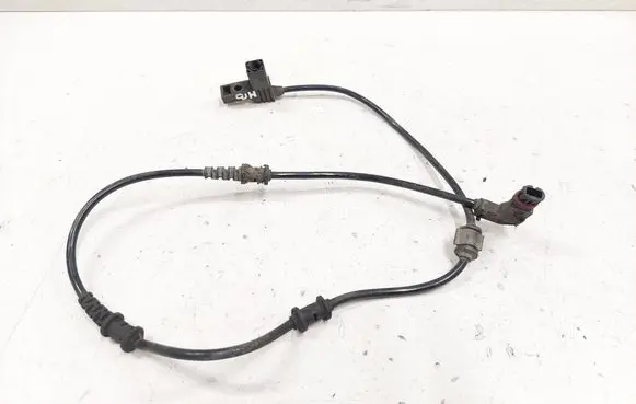 Mercedes-Benz R W251 ABS brake wheel speed sensor A2205453128 A2514401507 2105407781