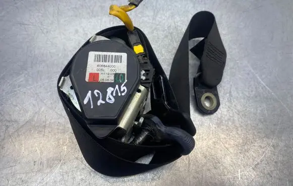 Smart ForFour I Front seatbelt 606844000 05L000