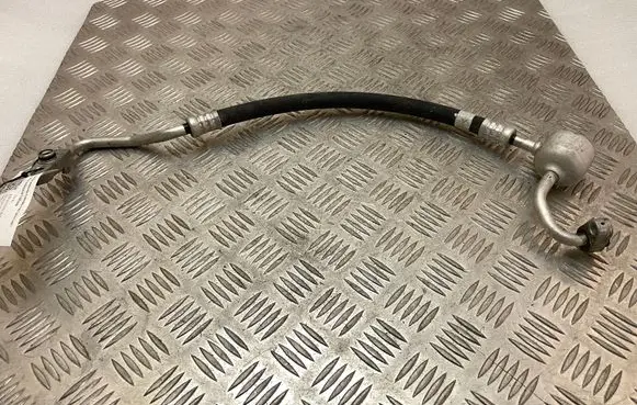 Toyota RAV 4 (XA50) Engine coolant pipe/hose
