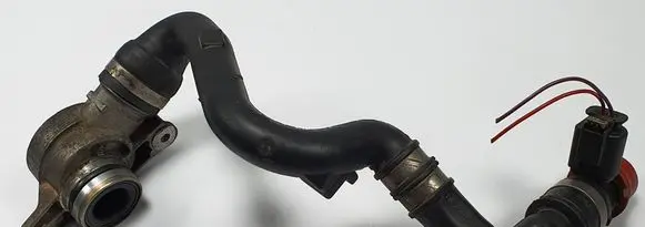 Mercedes-Benz E W212 Breather hose sensor A6510160030