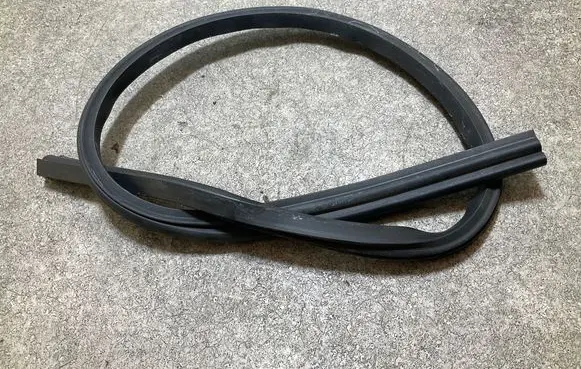 Opel Grandland X Engine compartment rubber 