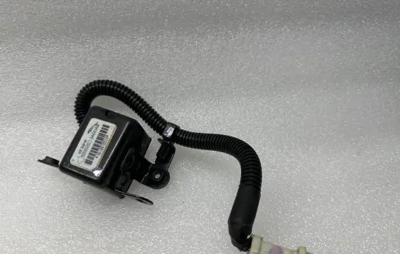 Jaguar XK8 - XKR Airbag deployment crash/impact sensor HJA9660AA