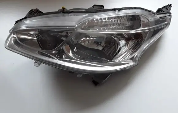 Peugeot 208 Headlight/headlamp 9802221980