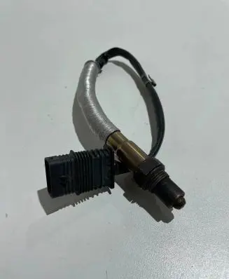 BMW i8 Lambda probe sensor 8617029