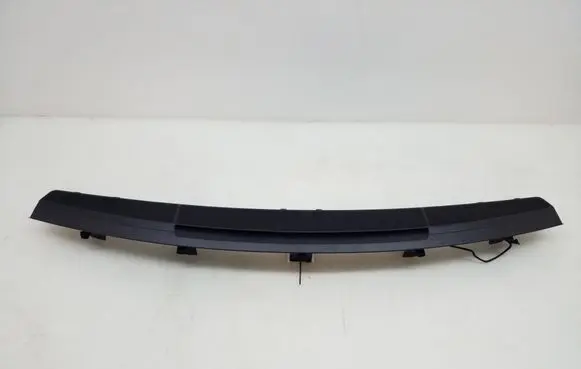 Mercedes-Benz C W204 Cover in windowsill A2046830130
