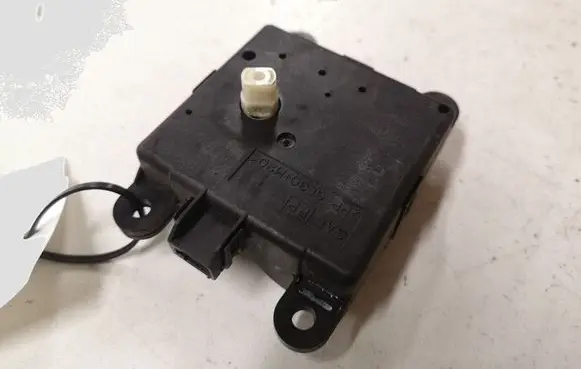 Nissan Qashqai Air flap motor/actuator 3J01030850