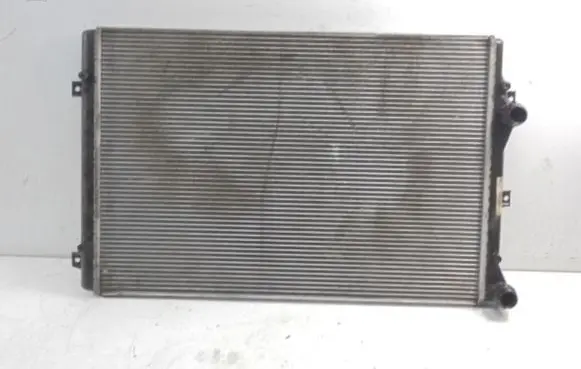 Volkswagen PASSAT B6 Coolant radiator 1K0121253L