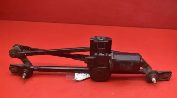 Hyundai Tucson JM Front wiper linkage and motor