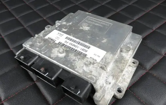 Ford S-MAX Engine control unit/module 6G9112A650FG