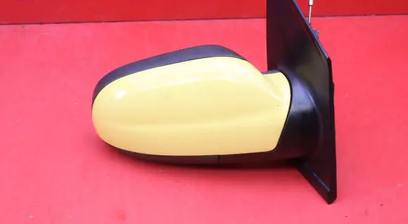Volkswagen Fox Front door electric wing mirror 012042