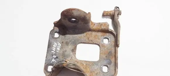 Audi A4 S4 B5 8D Bracket in trunk/boot 