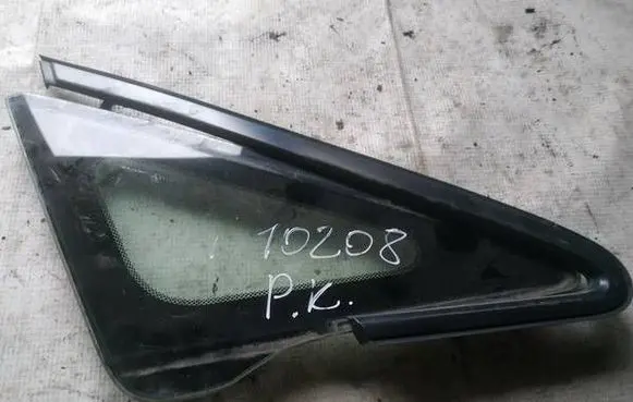 Honda Civic Front triangle window/glass as2