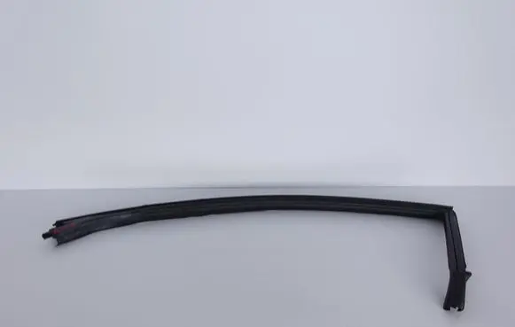 Ferrari F12 Berlinetta Rubber seal front coupe door window 83370100