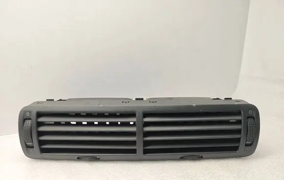 Volkswagen PASSAT B5.5 Dash center air vent grill 3B0819728D