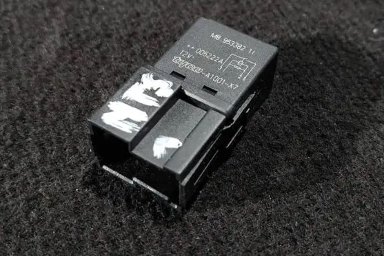 Mitsubishi Space Star Other relay MB953382 005222A A1001X7