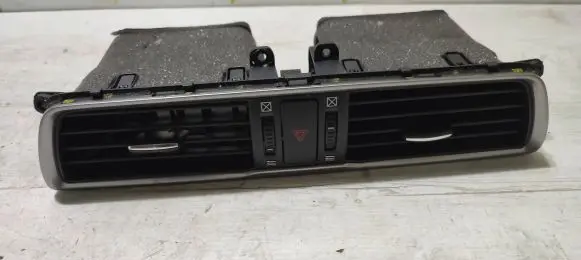 Mazda 3 III Dash center air vent grill BPM56491X AD58JA