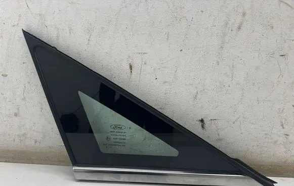 Ford Ecosport Front triangle window/glass GN15A29710A