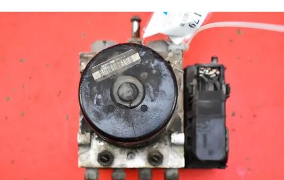 Chrysler Grand Voyager IV ABS Pump 00009064E000