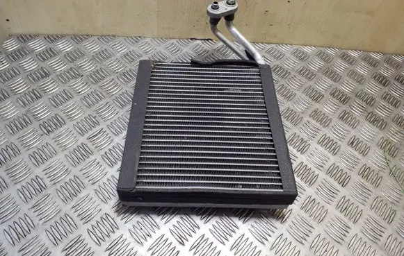 Air conditioning (A/C) radiator (interior)