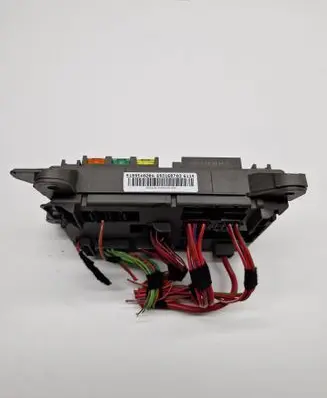 BMW X5 E70 Fuse module 61146931687 6114693168703 6931687