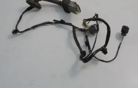 Mitsubishi Lancer Front door wiring loom MN124810